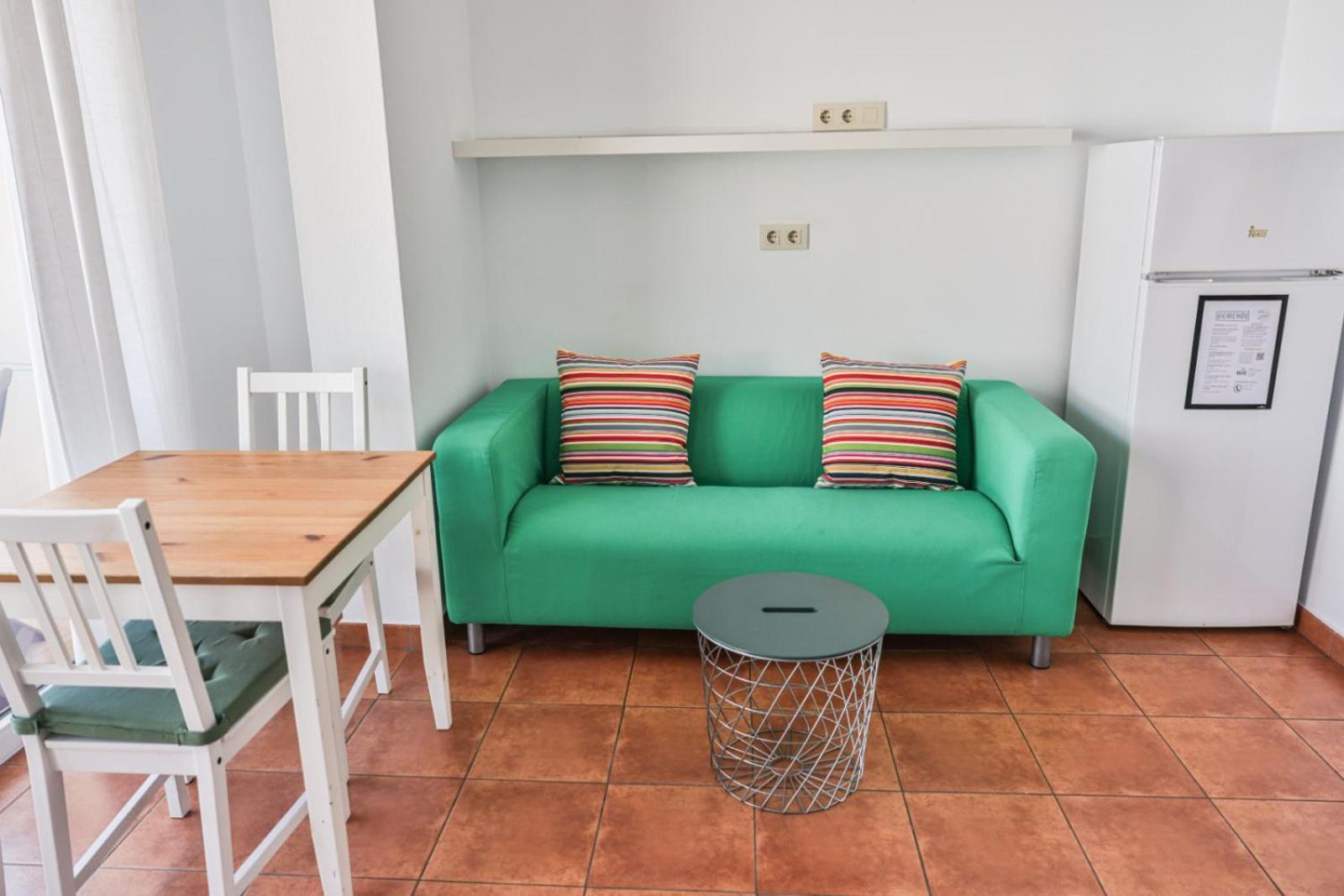 Apartamentos Arnela กามาริญาส ภายนอก รูปภาพ